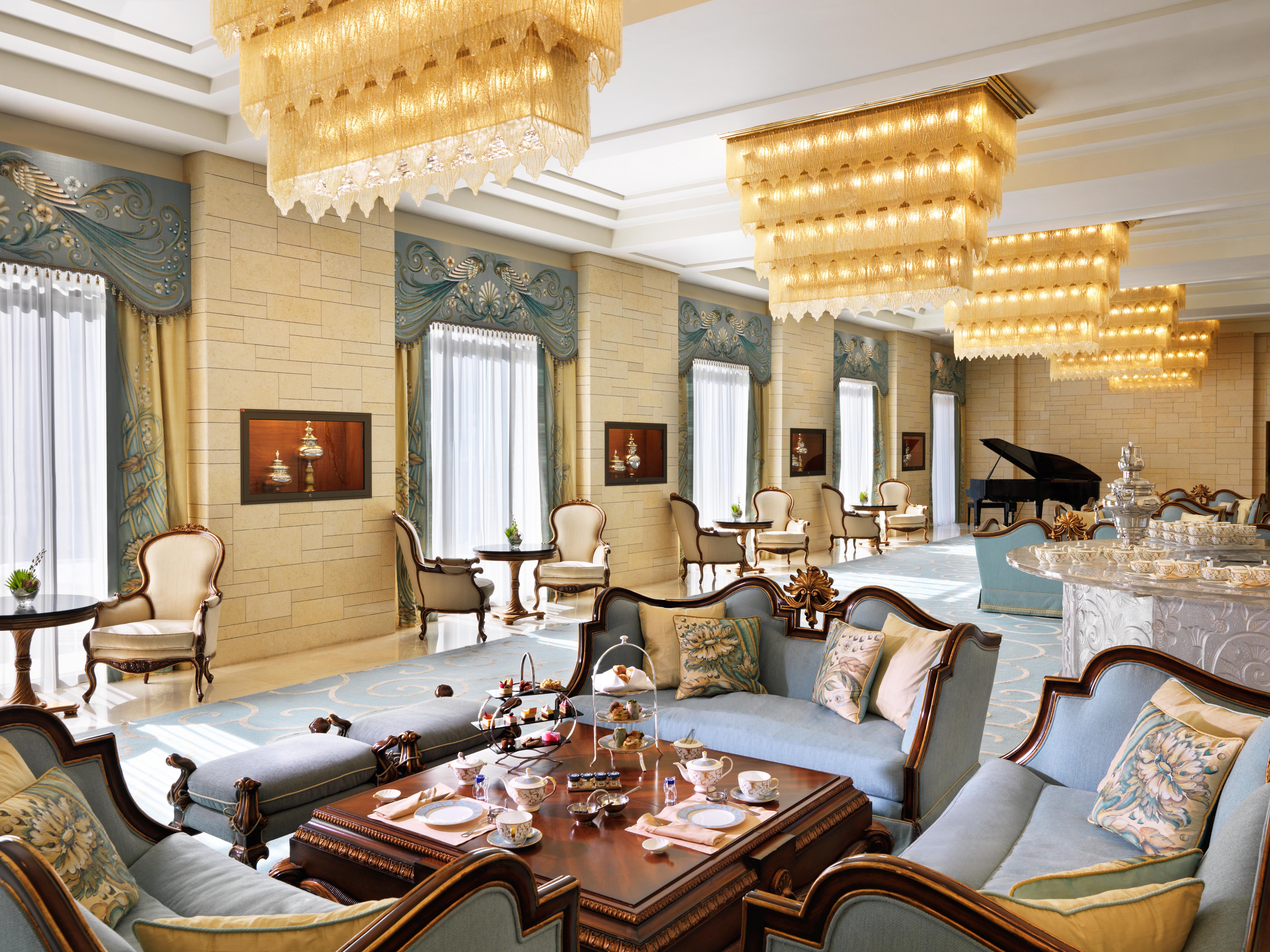 Jumeirah Messilah Beach Kuwait Кувейт Екстериор снимка The Imperial Lounge at the airport